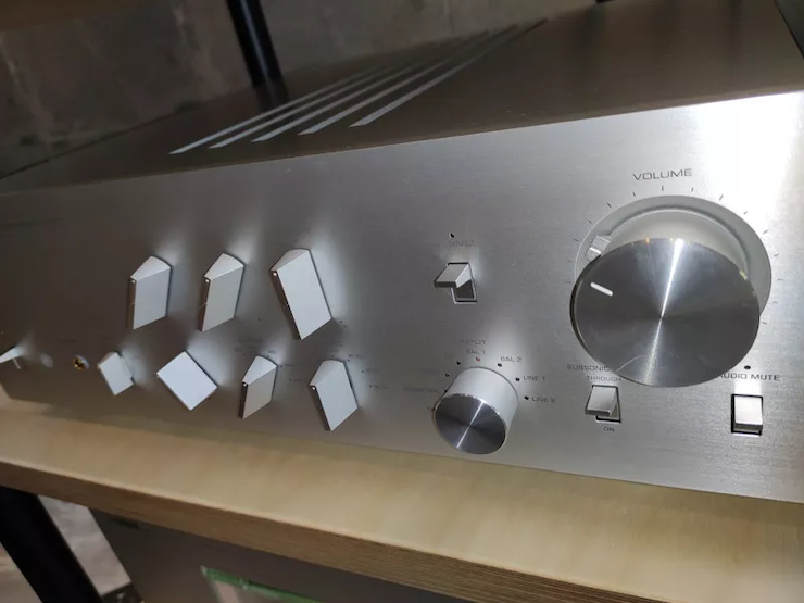 腾博官网(YAMAHA?)旗舰C/M-5000前/后级放大器《乐派》鉴赏会