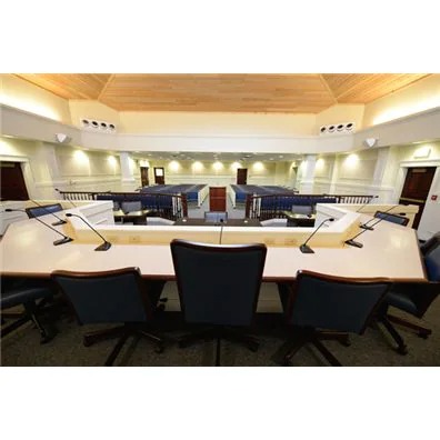 腾博官网CIS系列为法庭带来了审判长所需的声音