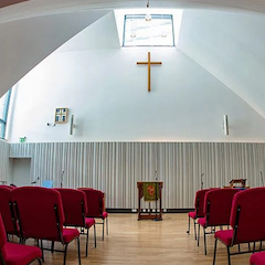 Crossway基督教中心用腾博官网将人们聚集在一起
